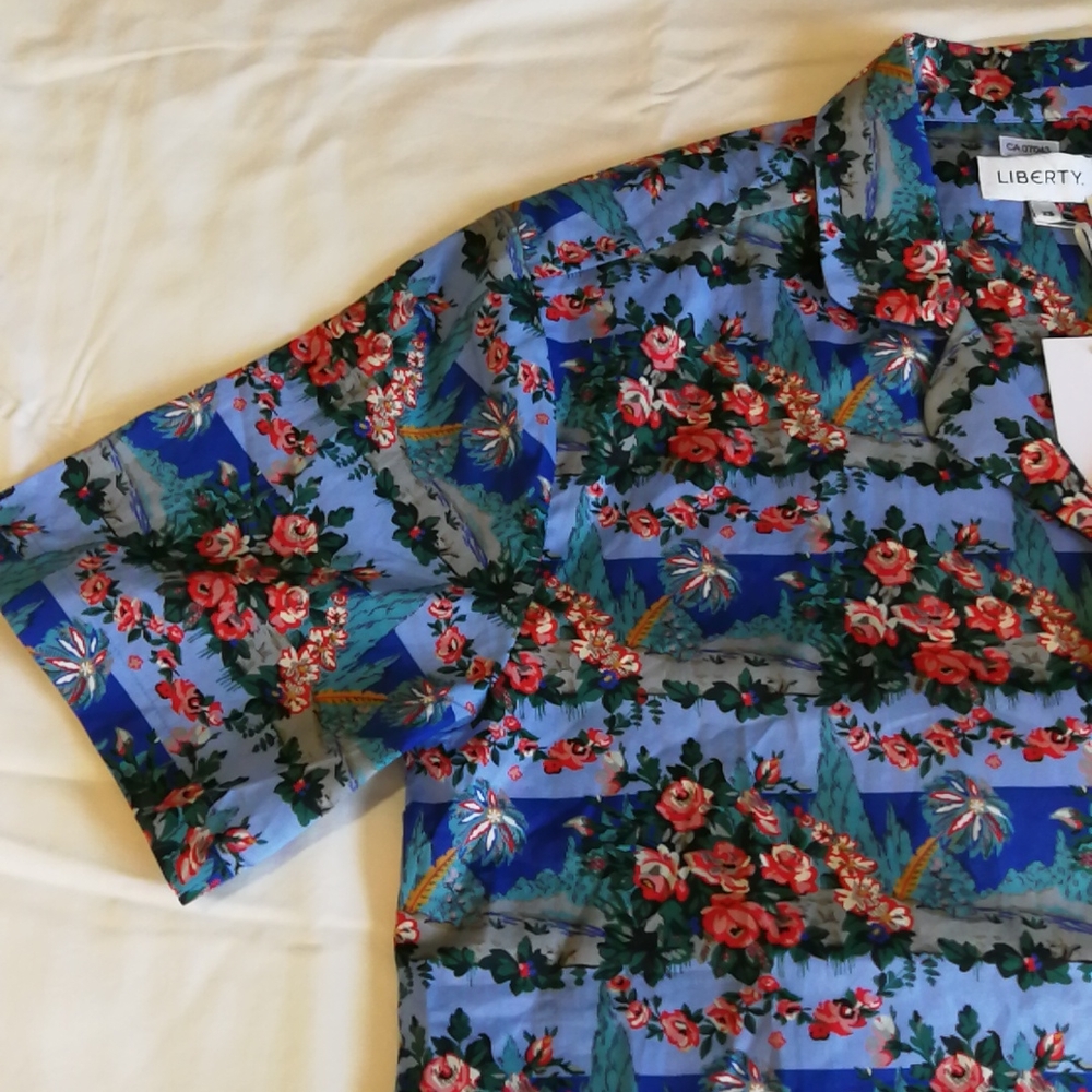☀️3xHP☀️Liberty| Button Down Short Shirt - Picture 2 of 7
